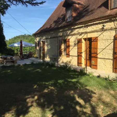 Les Coutelous Holiday home
