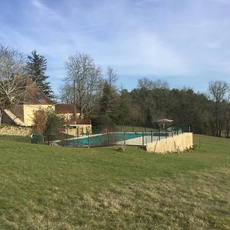 Holiday home Les Coutelous Pezuls