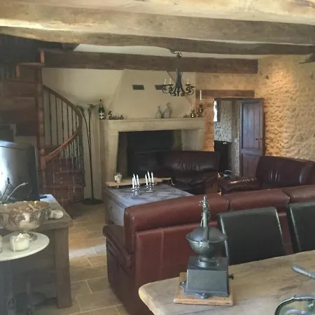 Les Coutelous Holiday home