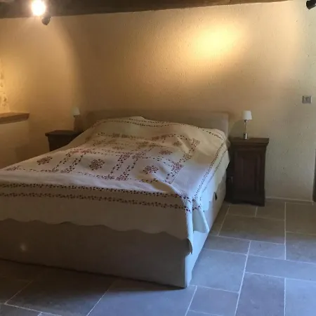 Les Coutelous Holiday home *